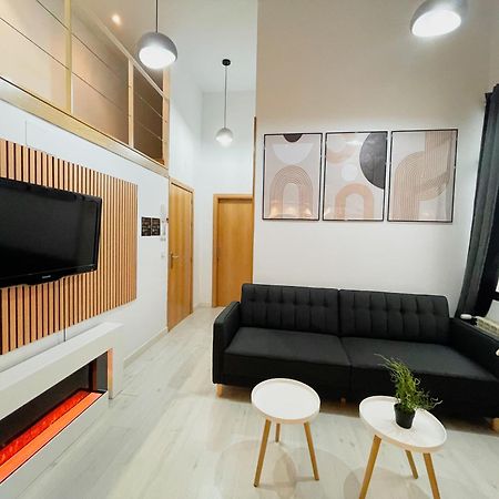 Апартаменты Carretas Duplex Interior Мадрид Экстерьер фото